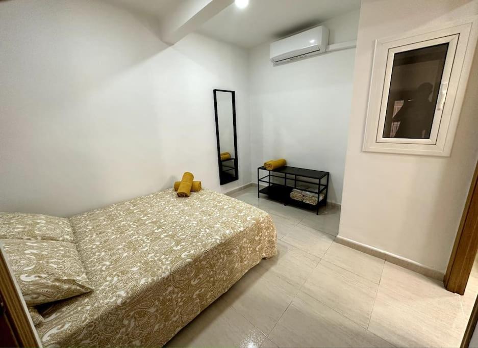 Little Horse Apartments 2 Tarragona Luaran gambar